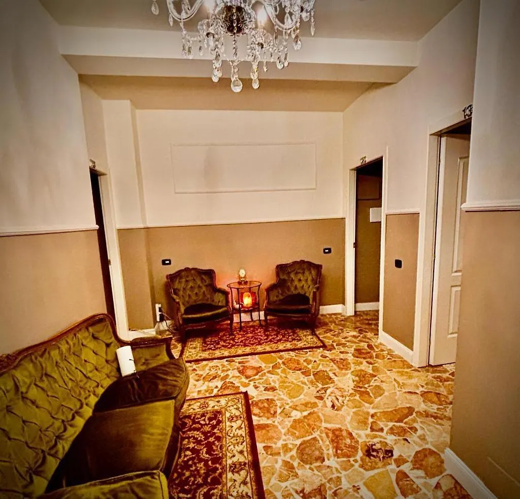 Il Castello Di Venere Hotel Rota d'Imagna 0*,